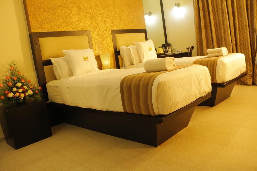 โรงแรมปัตตอม รอยัล Thiruvananthapuram ภายนอก รูปภาพ